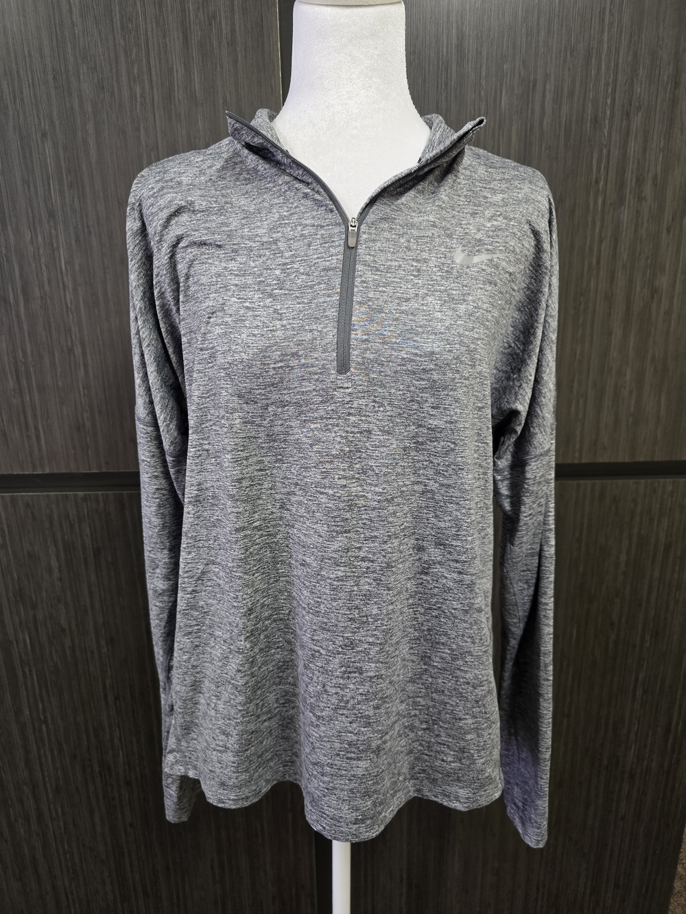 Nike Running Women’s Large Dri-FIT Gray Heather 1/2 Zip Long Sleeve Pullover